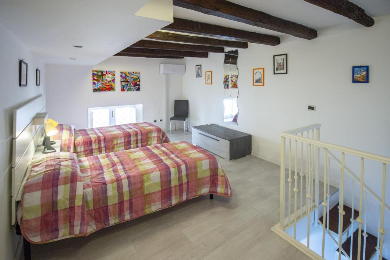 Maniace Homes - Federico & Angelica By Ortigia Apartments Szirakúza Kültér fotó